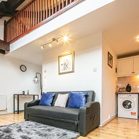 Beautiful 1-Bed Apartment In Grade Listed Warehouse - Victoria Quays, Sheffield City Centre, Free Parking, Pet Friendly, Netflix Eksteriør billede