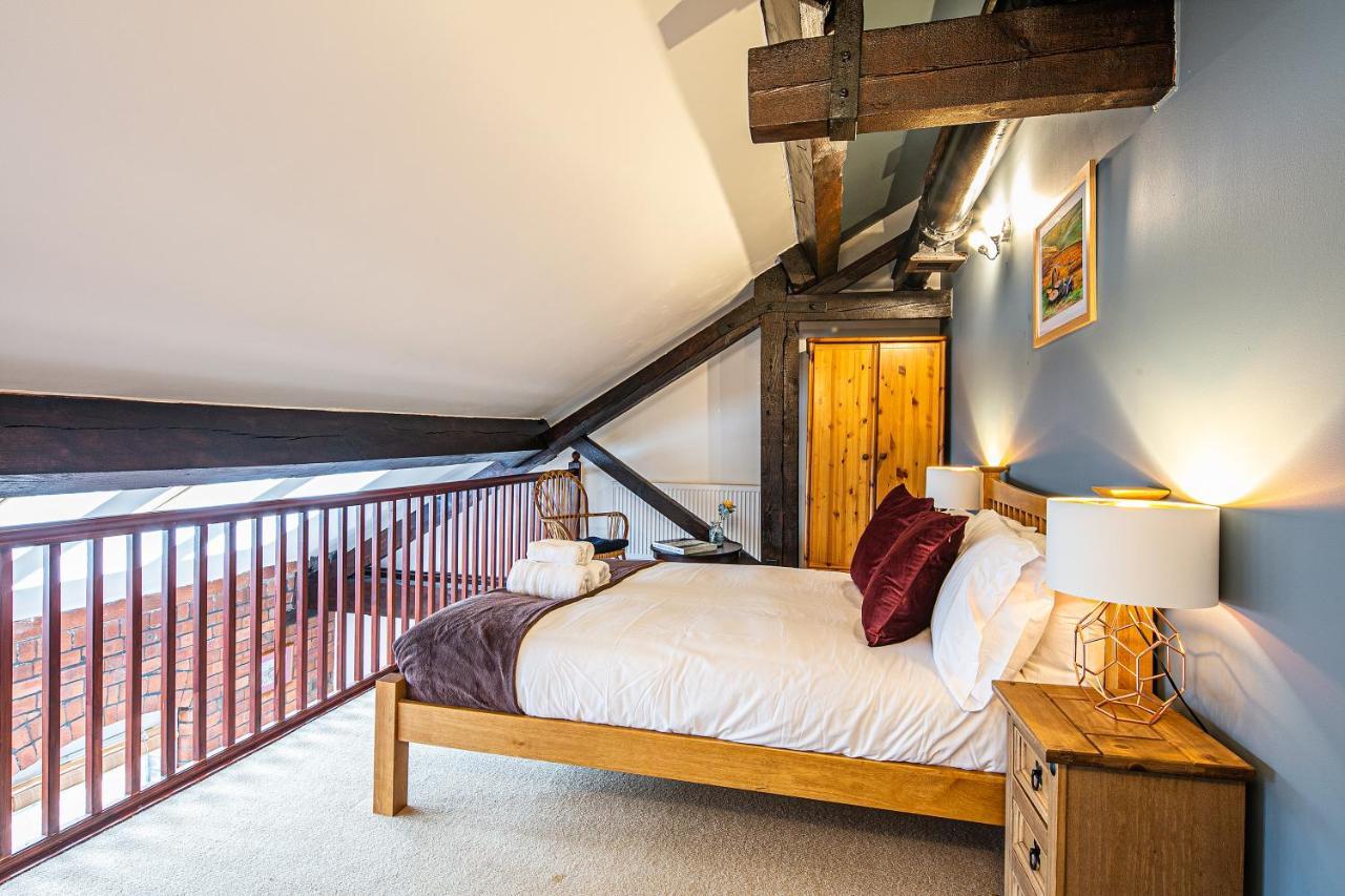 Beautiful 1-Bed Apartment In Grade Listed Warehouse - Victoria Quays, Sheffield City Centre, Free Parking, Pet Friendly, Netflix Eksteriør billede