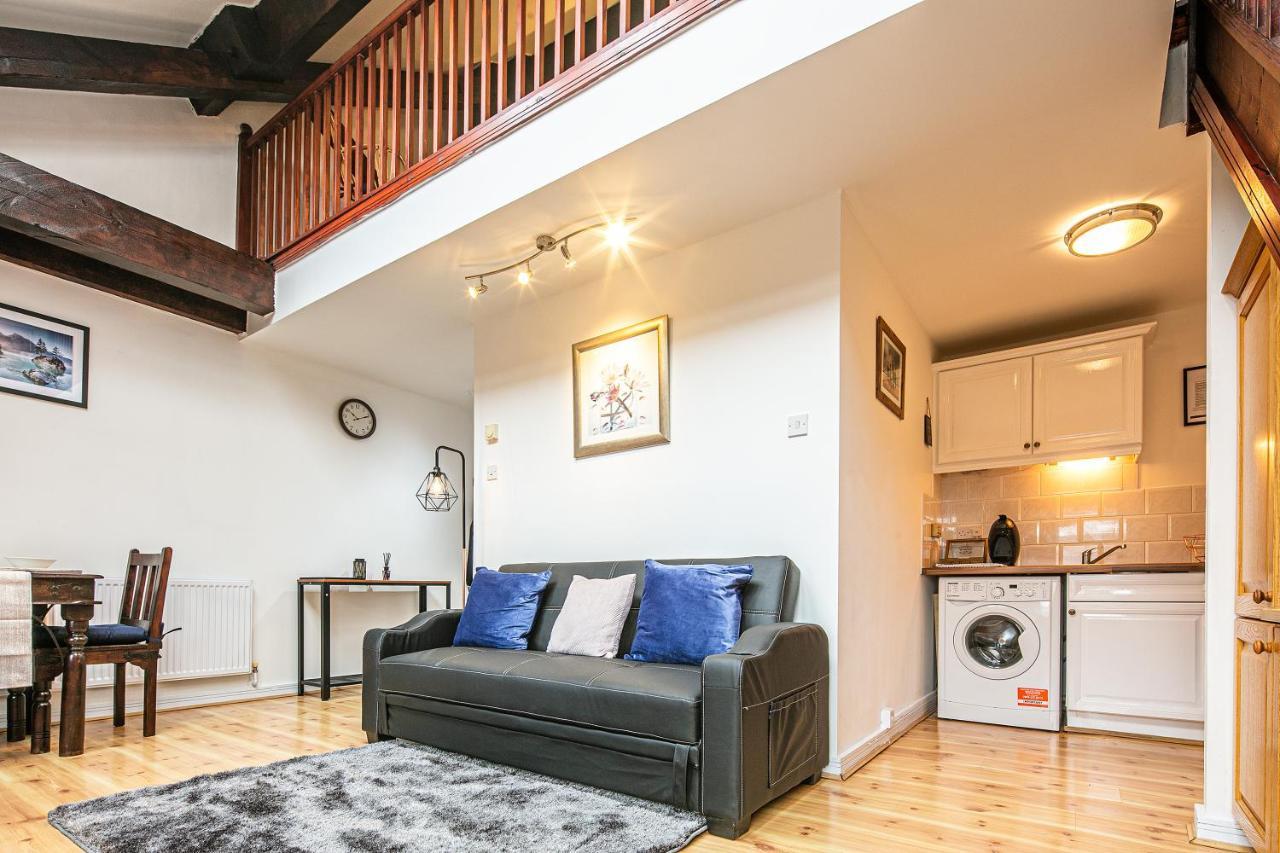 Beautiful 1-Bed Apartment In Grade Listed Warehouse - Victoria Quays, Sheffield City Centre, Free Parking, Pet Friendly, Netflix Eksteriør billede