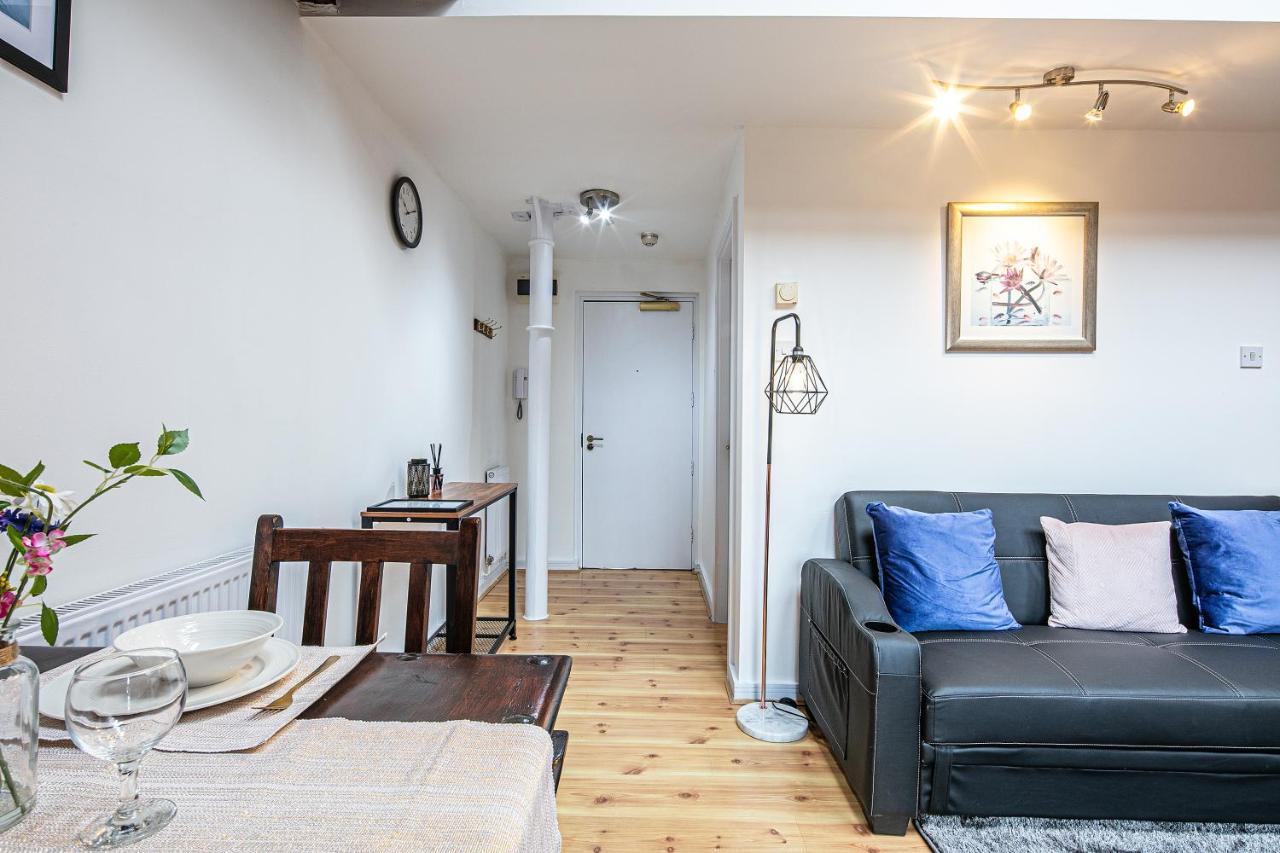 Beautiful 1-Bed Apartment In Grade Listed Warehouse - Victoria Quays, Sheffield City Centre, Free Parking, Pet Friendly, Netflix Eksteriør billede