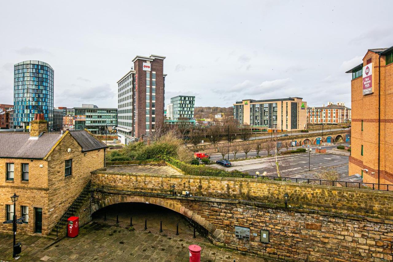 Beautiful 1-Bed Apartment In Grade Listed Warehouse - Victoria Quays, Sheffield City Centre, Free Parking, Pet Friendly, Netflix Eksteriør billede